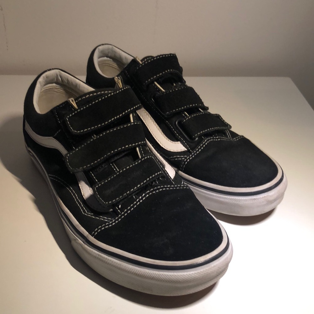 Vans Skateboard shoes. Velcro strap.